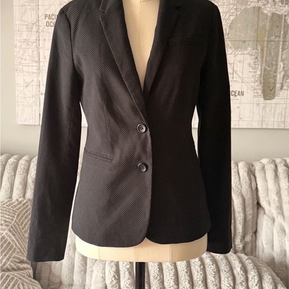Banana Republic Jackets & Blazers - banana republic blazer Women’s Size 2 - Polka Dot